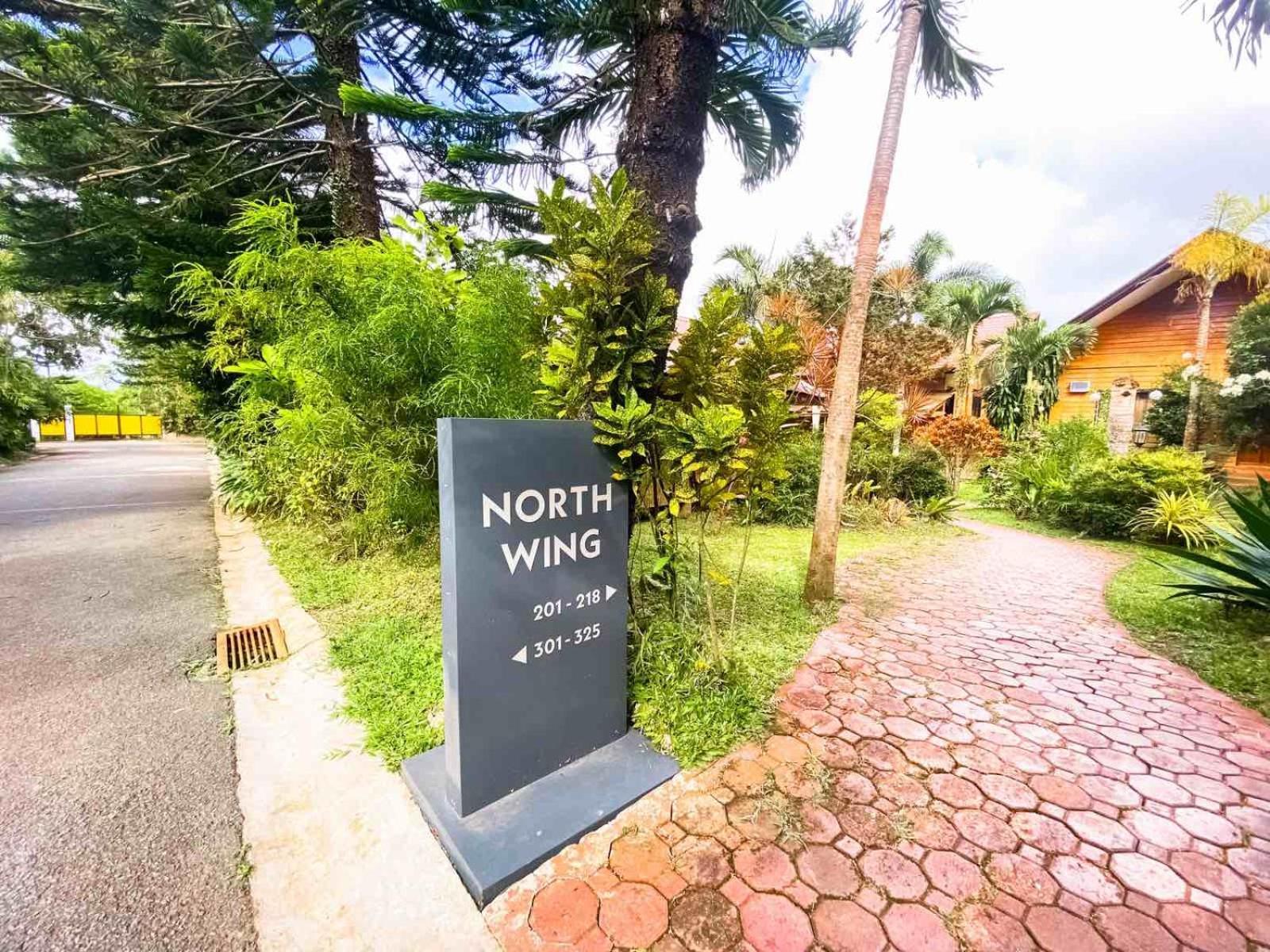 Bali Village Hotel Tagaytay City Buitenkant foto