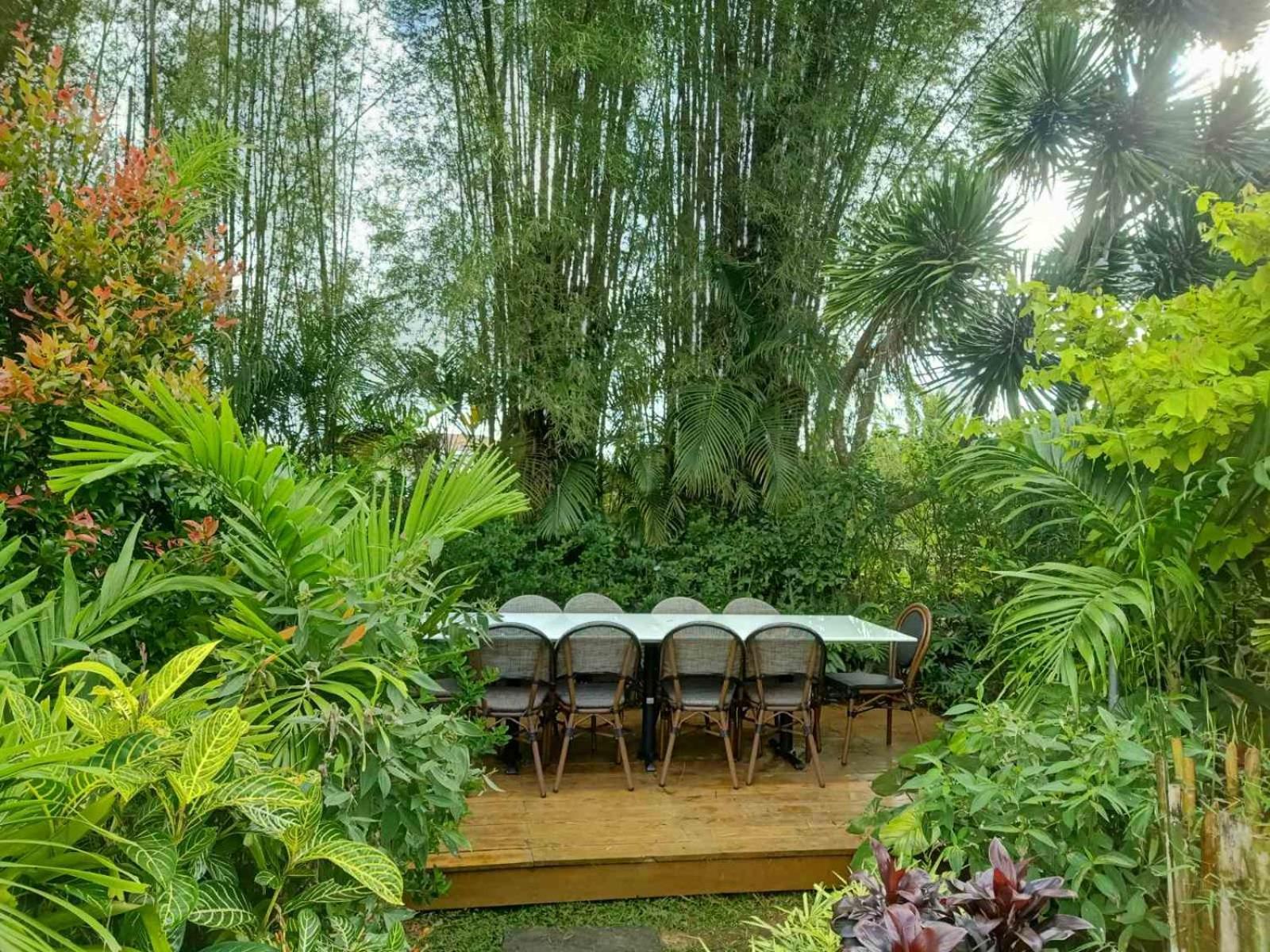 Bali Village Hotel Tagaytay City Buitenkant foto